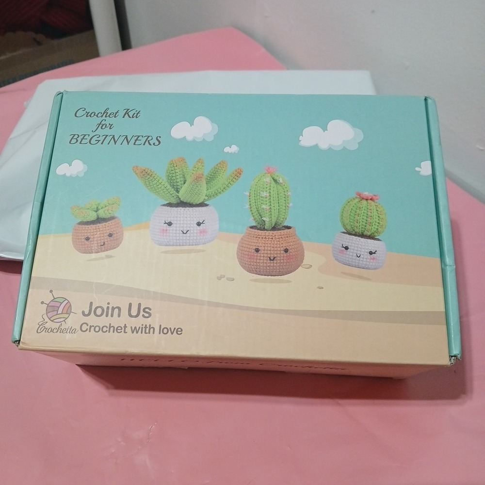 Crochetta Crochet Kit For Beginners Succulents And Cactus New!